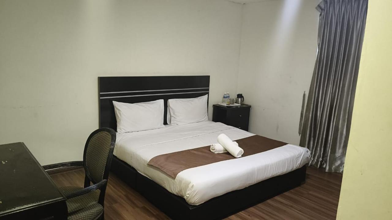 Bluebell Hotel Секудаи Экстерьер фото