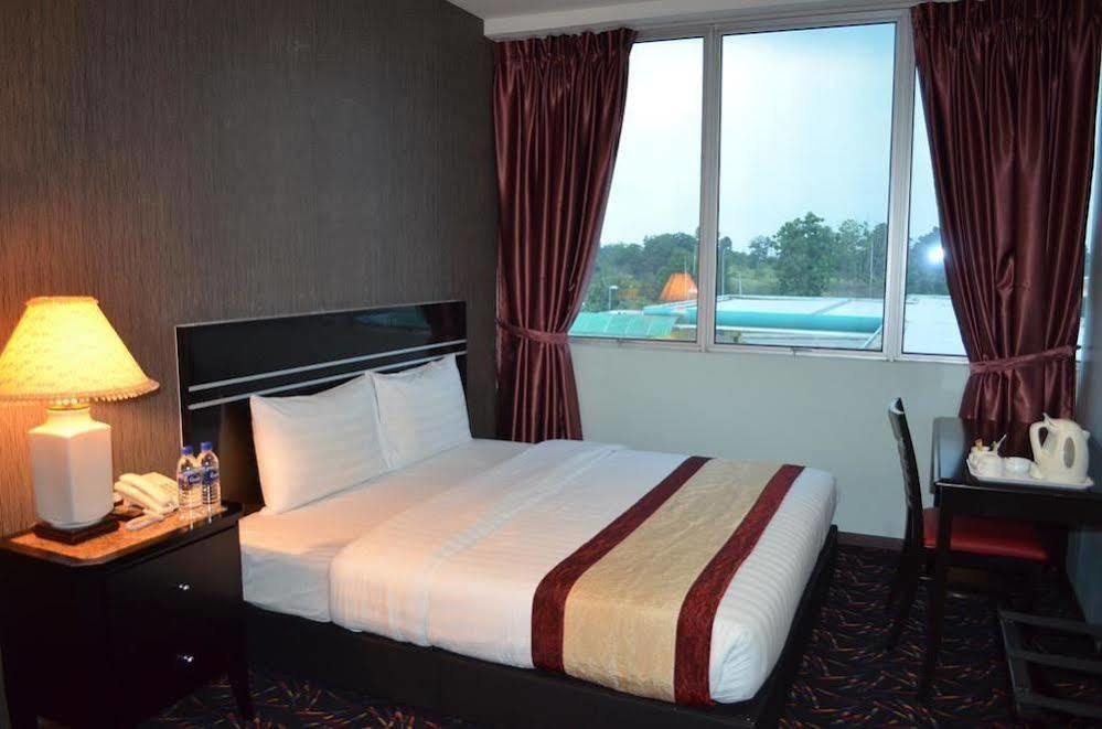 Bluebell Hotel Секудаи Экстерьер фото